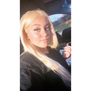 Meet your Posher, Amber